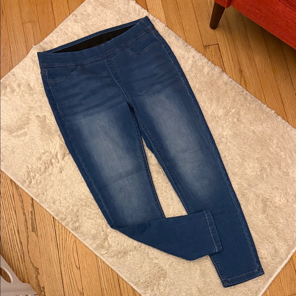 Stylish Blue Women's Skinny Jeans